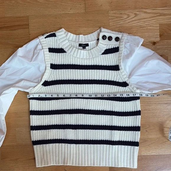 Rails Bambi Cream and Navy Sweater Top medium - Picture 4 of 13